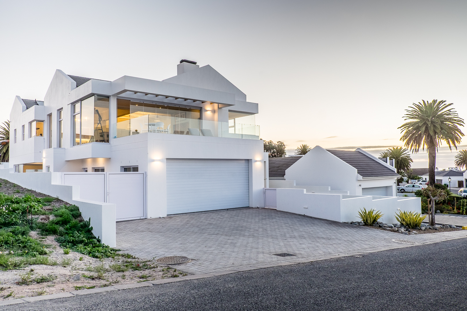 Contemporary Coastal Residence Shelly Point