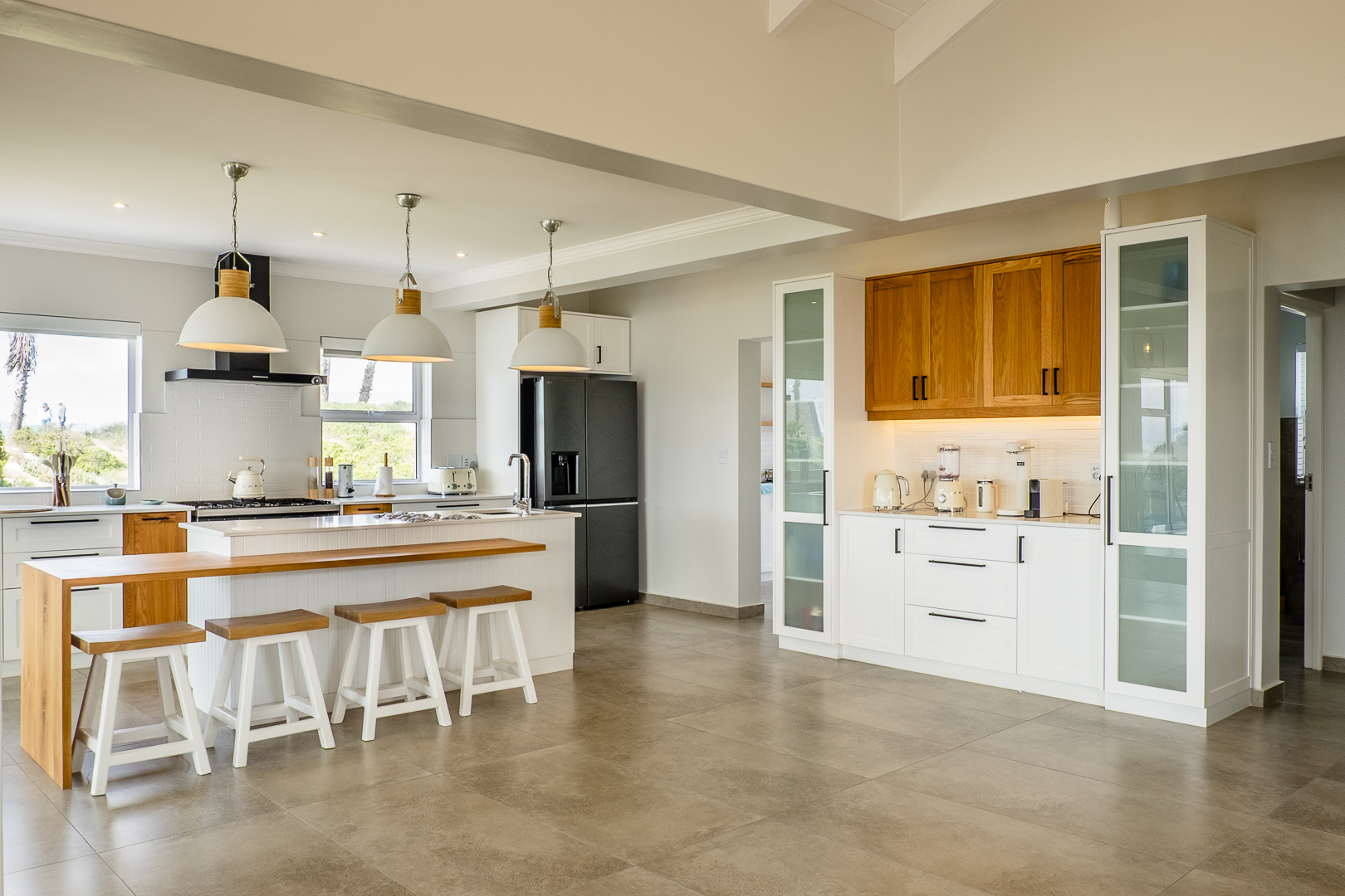 Contemporary Coastal Residence Shelly Point