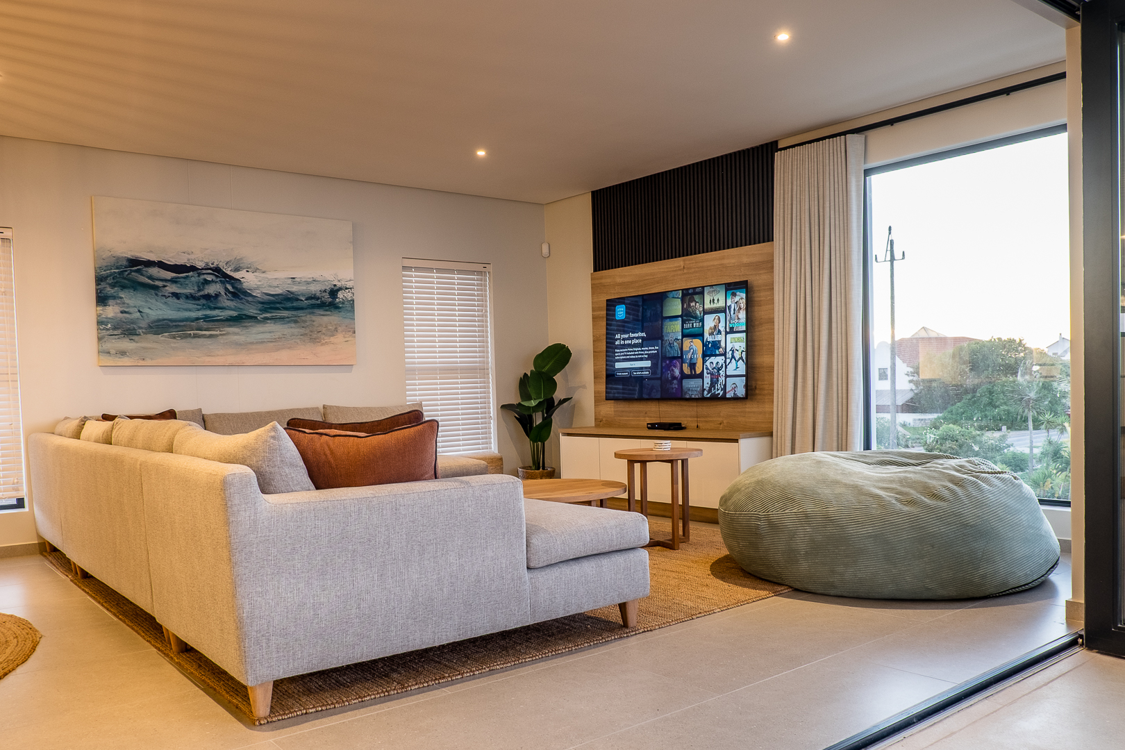 Britannia Bay Coastal Residence
